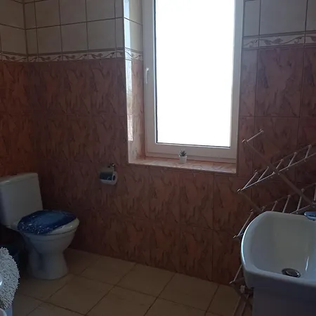 Δωμάτια σε οικογενειακή κατοικία Noclegi Swornegacie